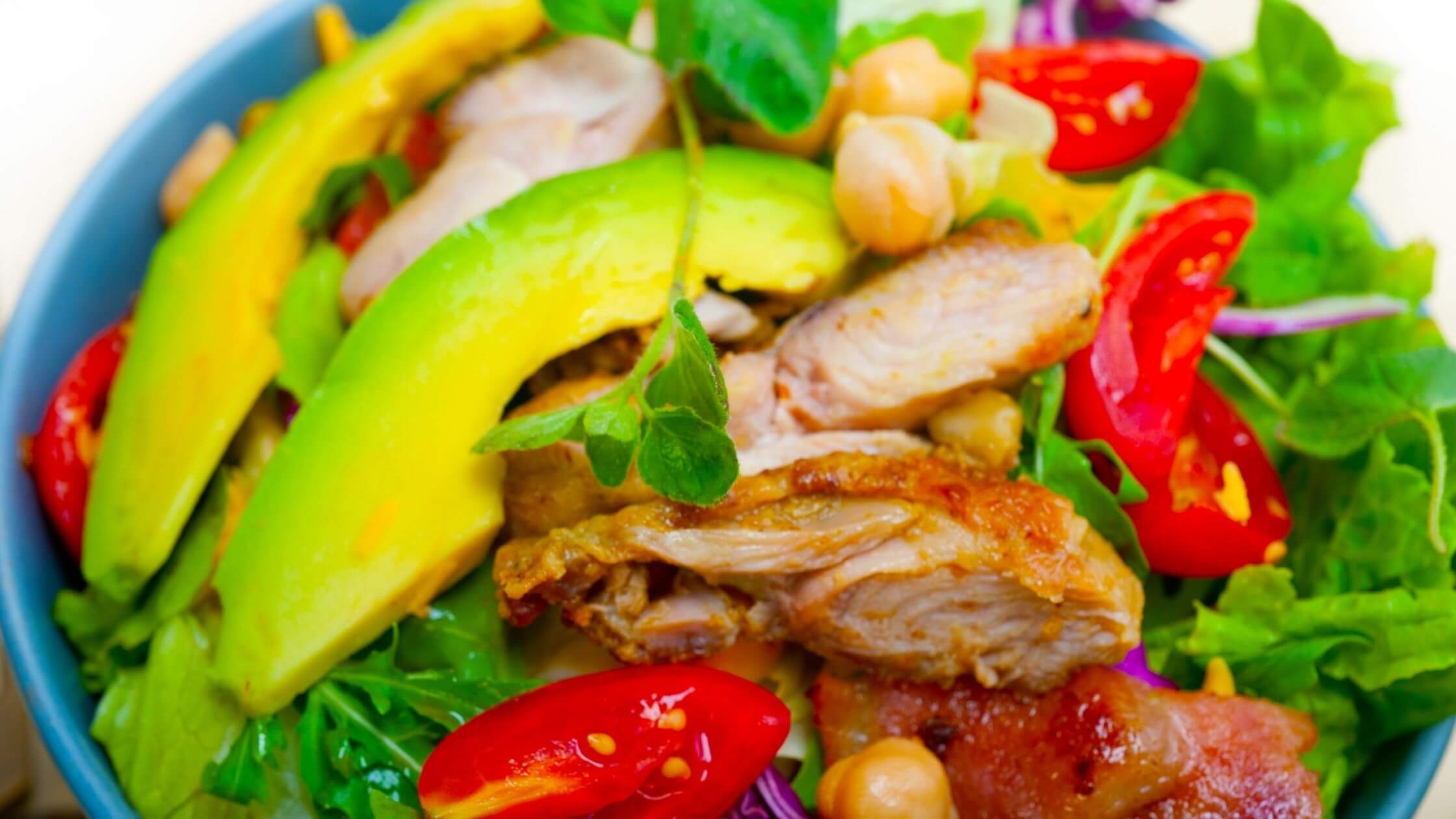 receita de salada de frango grelhado